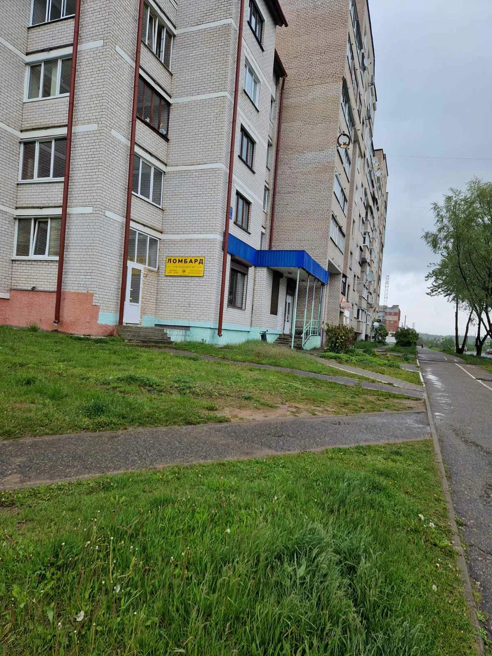 По соседству — фото